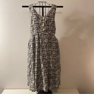 Winter Silks Collection 100% Silk Sleeveless Front Bodice Button Dress Size M